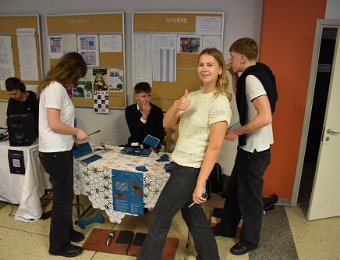 11.d un 11.f klašu SMU tirdziņš